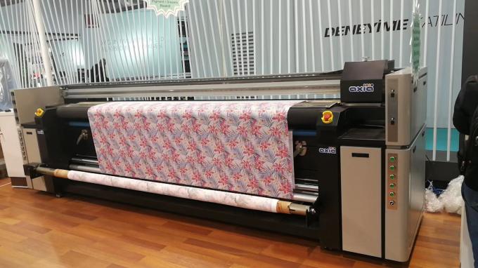 Stampa di Digital di colore del rifornimento della macchina di stampaggio di tessuti di Digital del tracciatore del tessuto 0