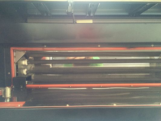 Tracciatore del tessuto di ampio formato con il radiatore per la fabbricazione all'aperto della bandiera dello specchio