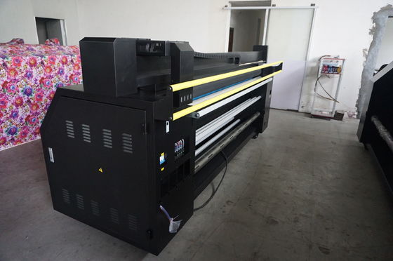 Tracciatore multicolore di sublimazione dell'insegna del tessuto della bandiera con il getto di inchiostro piezo-elettrico