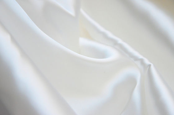 La sublimazione ha ricoperto il tessuto di stampa di Digital del tessuto del raso del poliestere rapidamente asciutto