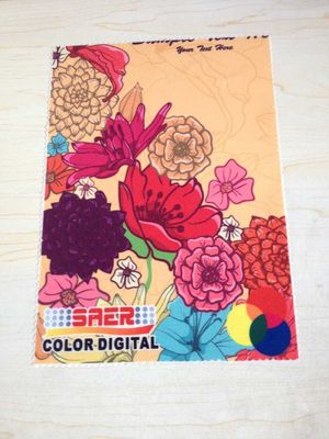 Il filo di ordito ha tricottato il tessuto stampato digitale per l'insegna della spiaggia dell'ombrello